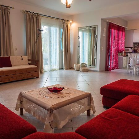 Xenia Apartment Kokkari Esterno foto