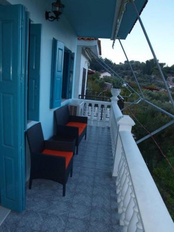Xenia Apartment Kokkari Esterno foto